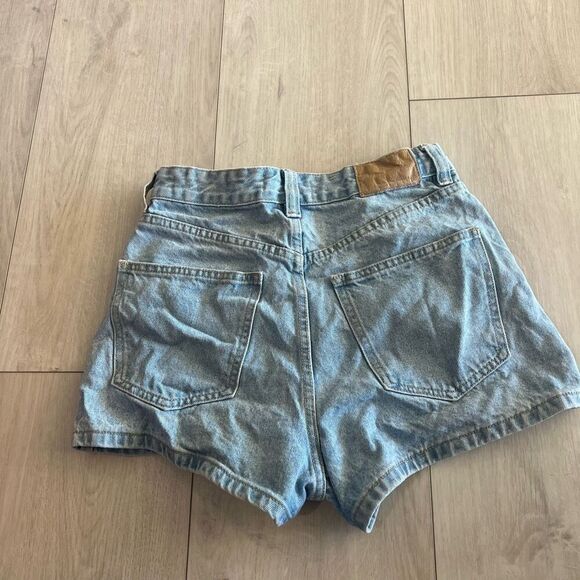 Cotton on women’s high rise mom shorts size 4 - Picture 6 of 9